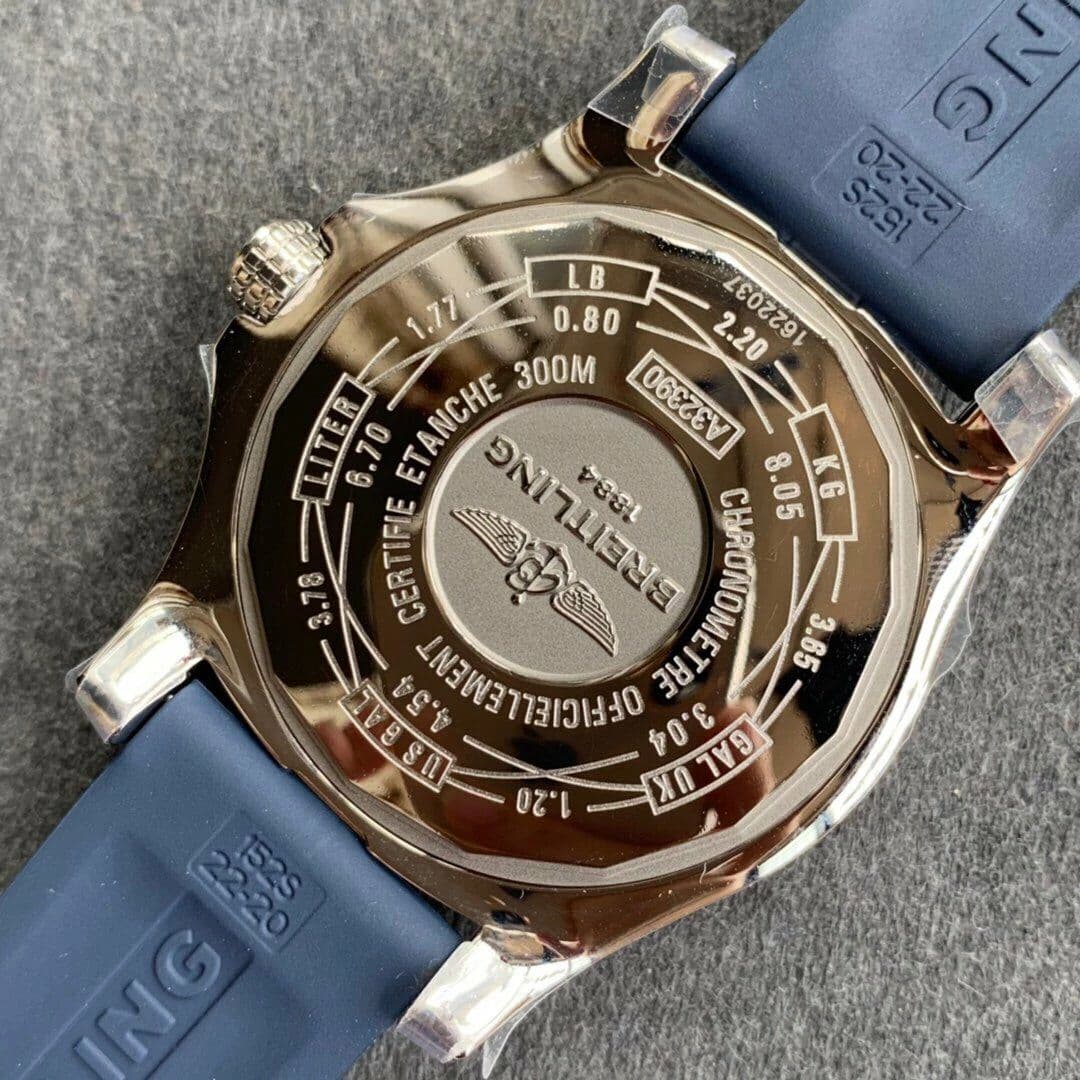 Avenger GMT SS GF 1:1 Best Edition Blue Dial on Blue rubber Strap A2836 V2