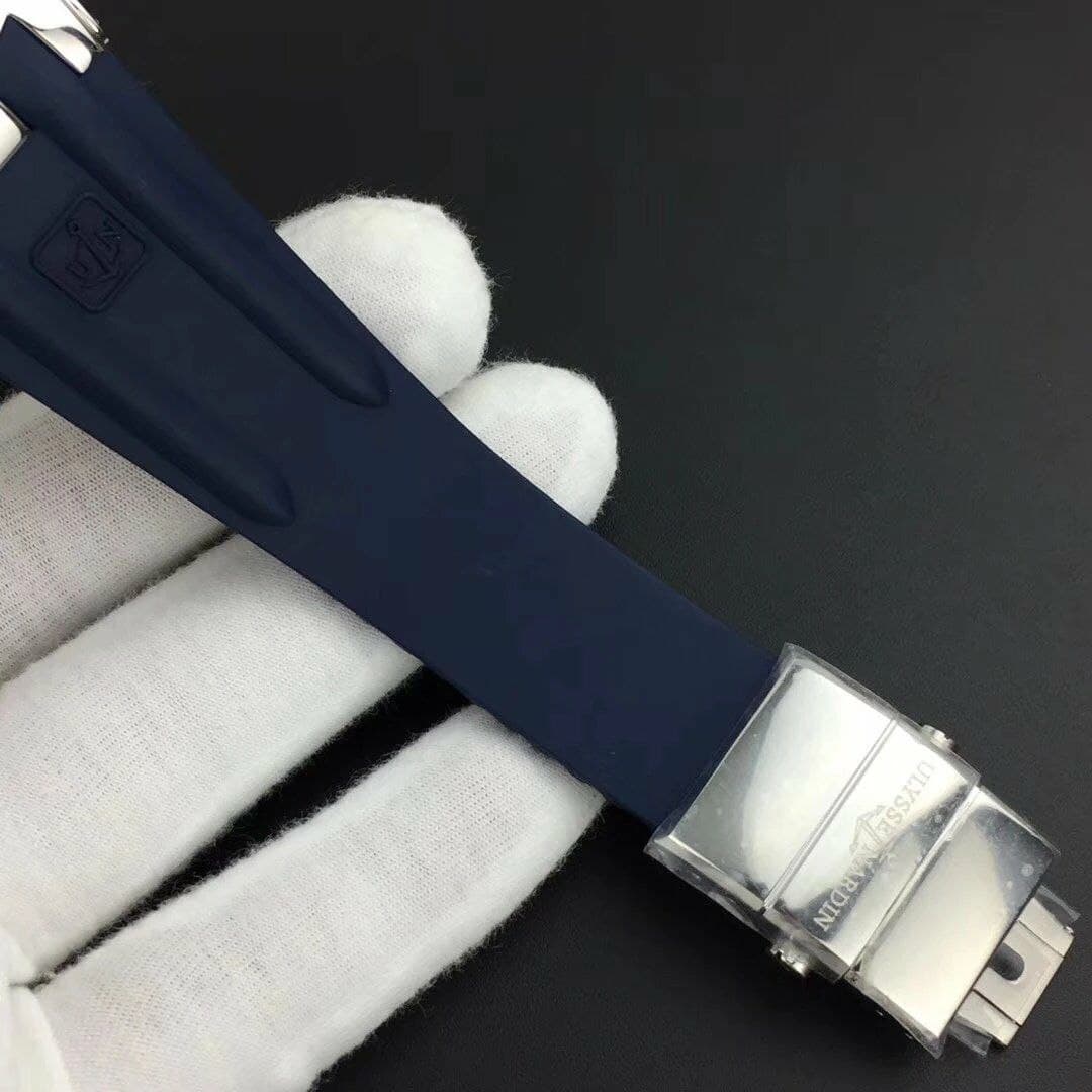Executive El Toro SS TWA 1:1 Best Edition Blue Dial on Blue Rubber Strap Asian UN-32
