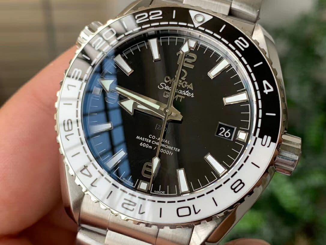 Planet Ocean 600M 'Tai Chi' GMT 43.5mm VSF 1:1 Best Edition Black/White Ceramic Bezel and Dial on SS Bracelet A8906 Super Clone Planet Ocean 600M 'Tai Chi' GMT 43.5mm VSF 1:1 Best Edition Black/White Ceramic Bezel and Dial on SS Bracelet A8906 Super Clone