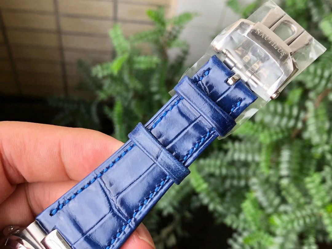 NAUTILUS 5726 COMPLICATED SS 1:1 BEST EDITION BLUE TEXTURED DIAL ON BLUE LEATHER STRAP A324