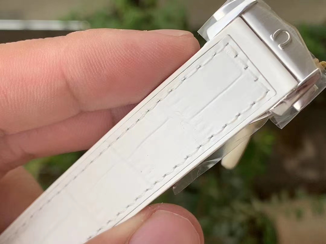 PLANET OCEAN 39.5MM OLYMPIC GAMES SS VSF 1:1 BEST EDITION WHITE DIAL ON WHITE RUBBER STRAP A8800