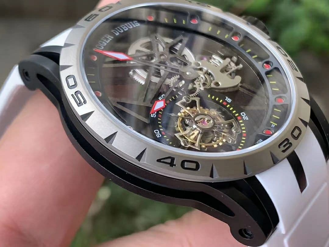Roger Dubuis G041C - Excalibur Spider Skele Flying Tourb TI/RU White BBR